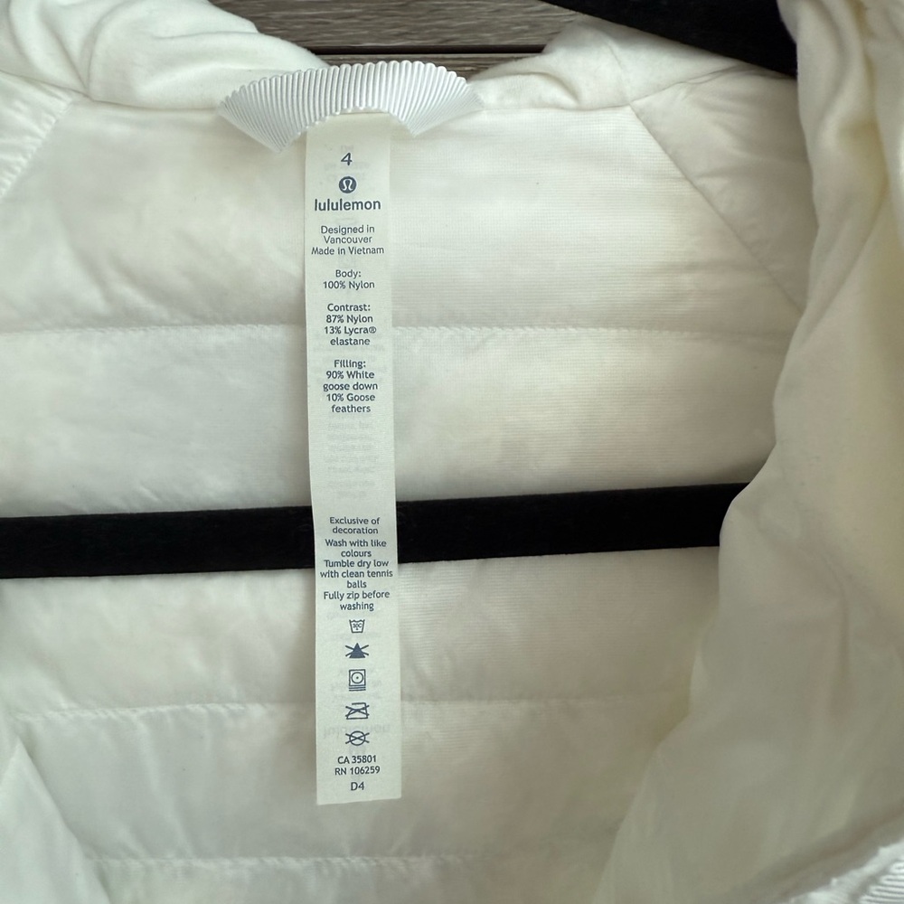 Lululemon Athletica White down Puffer Jacket size 4 - Picture 5 of 5